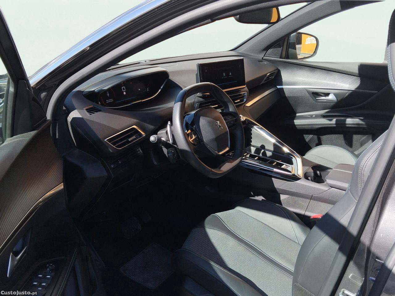 Peugeot 5008 1.2 PureTech Allure Pack EAT8 — fotografia 8
