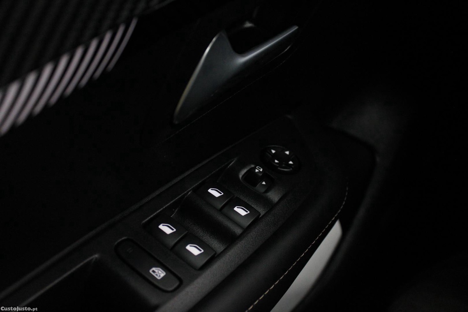Peugeot 208 1.2 ALLURE 100CV — fotografia 6