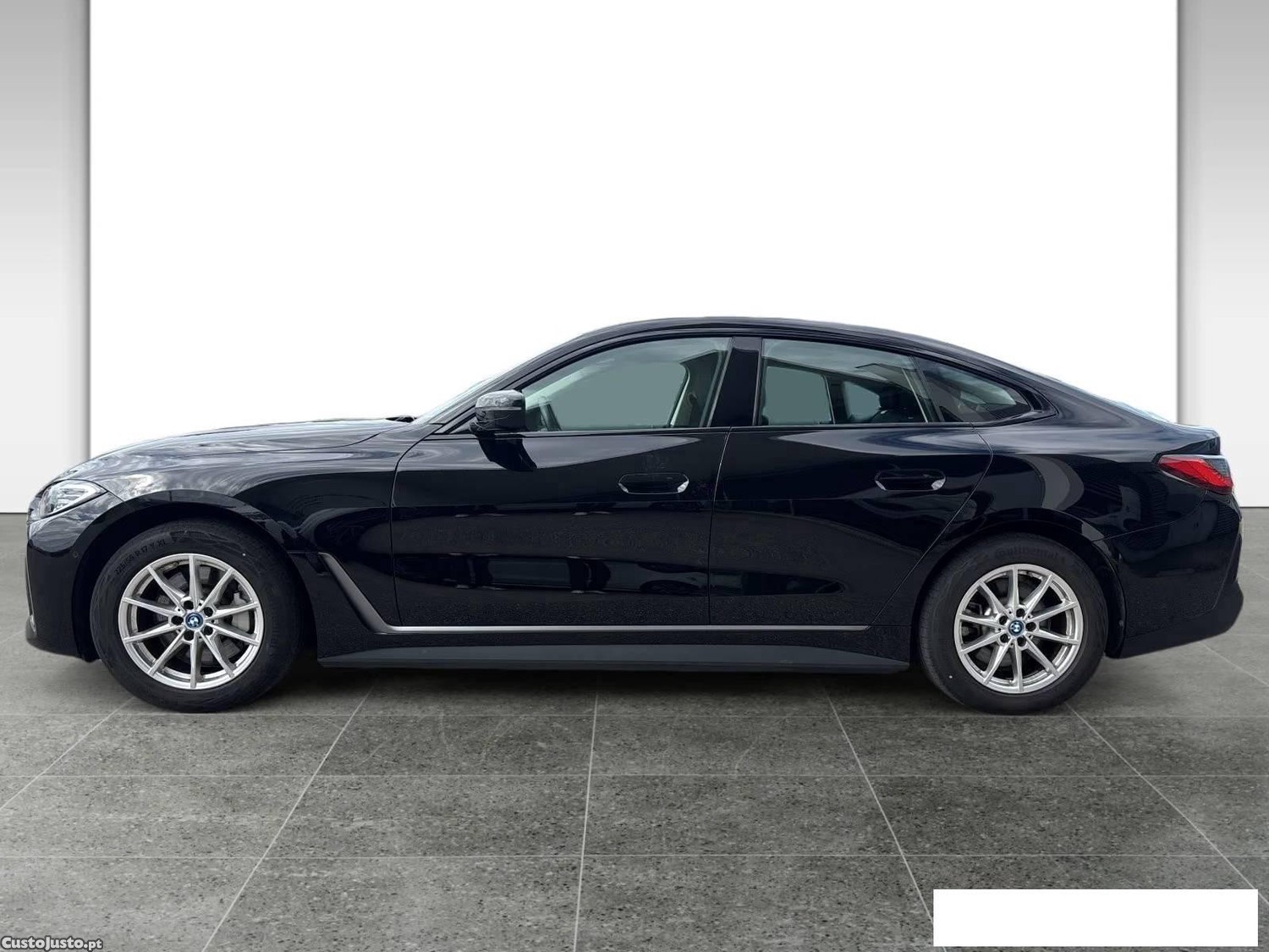 BMW i4 eDrive35 — fotografia 11
