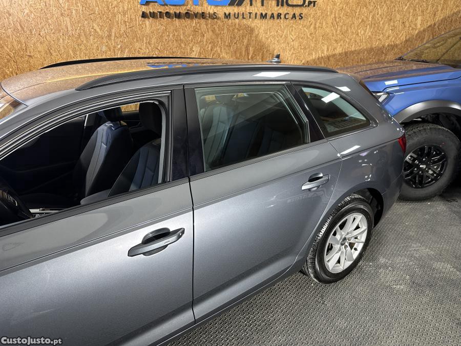 Audi A4 2.0 TDI Business Lin — fotografia 13