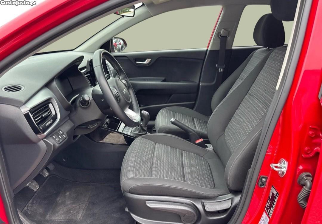 Kia Stonic 1.0 T-GDi Drive — fotografia 3