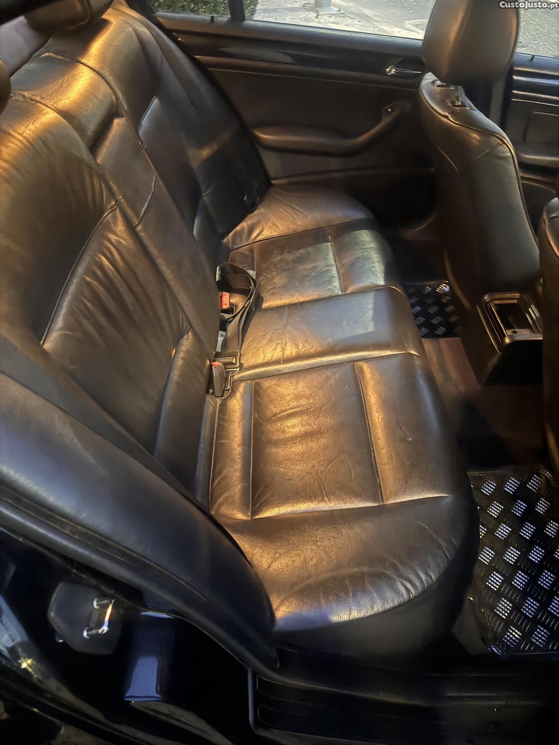 BMW 318 1.8 — fotografia 2