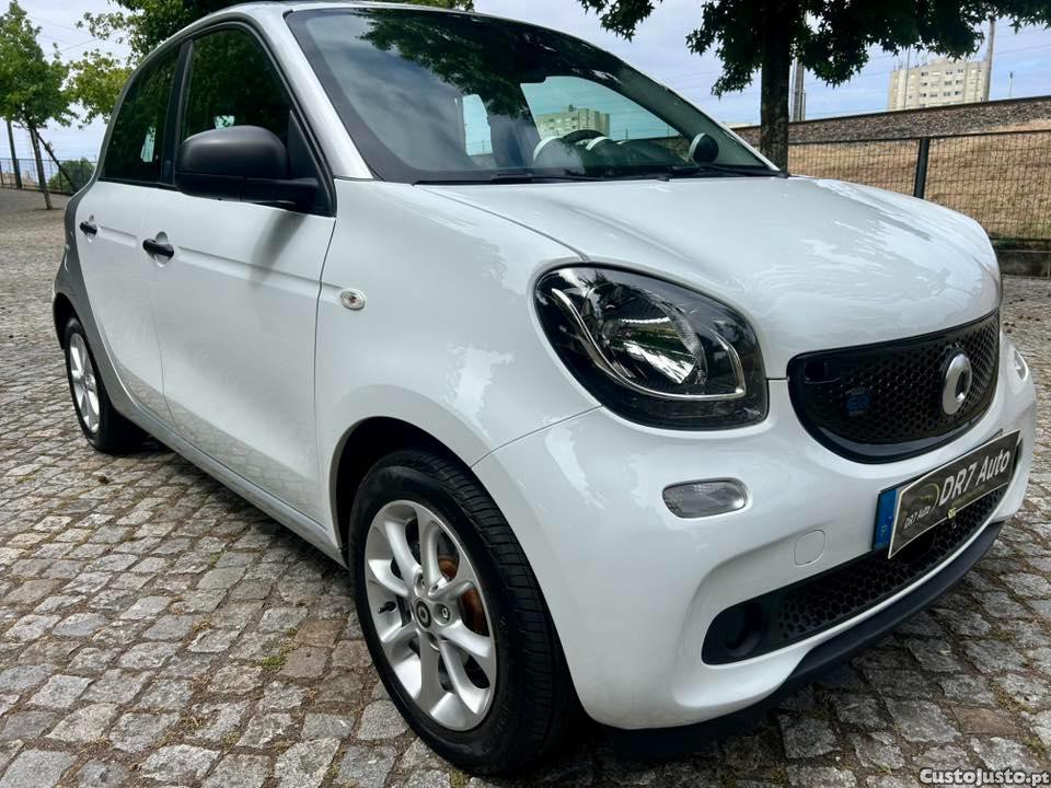 Smart Forfour EQ Eletric Drive 60KW C/NOVO — fotografia 5