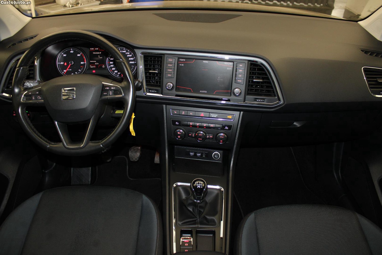 SEAT Ateca 1.6 TDI STYLE — fotografia 24