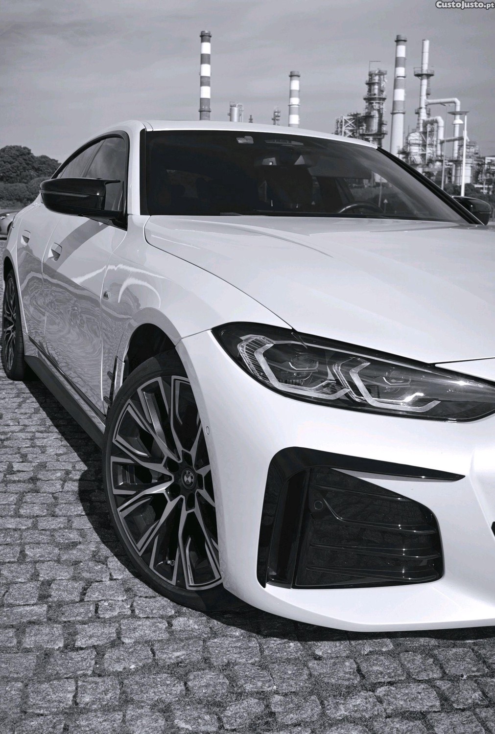 BMW i4 e35 pack M garantia de fabrica full extras — fotografia 9