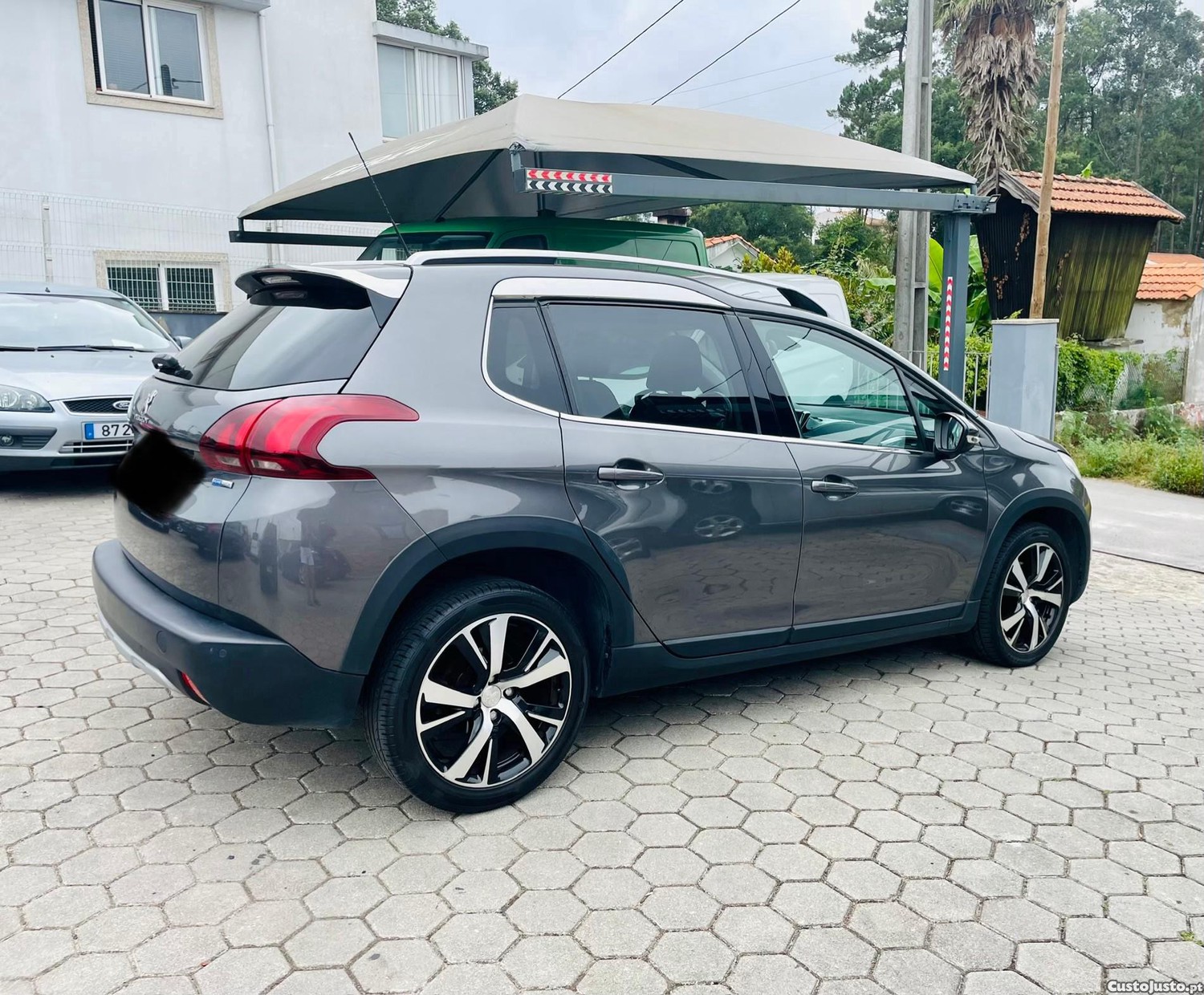 Peugeot 2008 1.2 PureTech Active — fotografia 12
