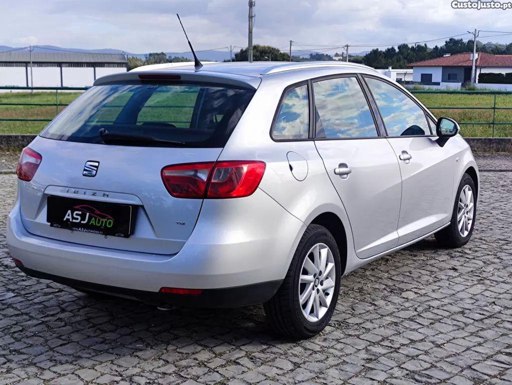 SEAT Ibiza 1.2 tdi reference — fotografia 14