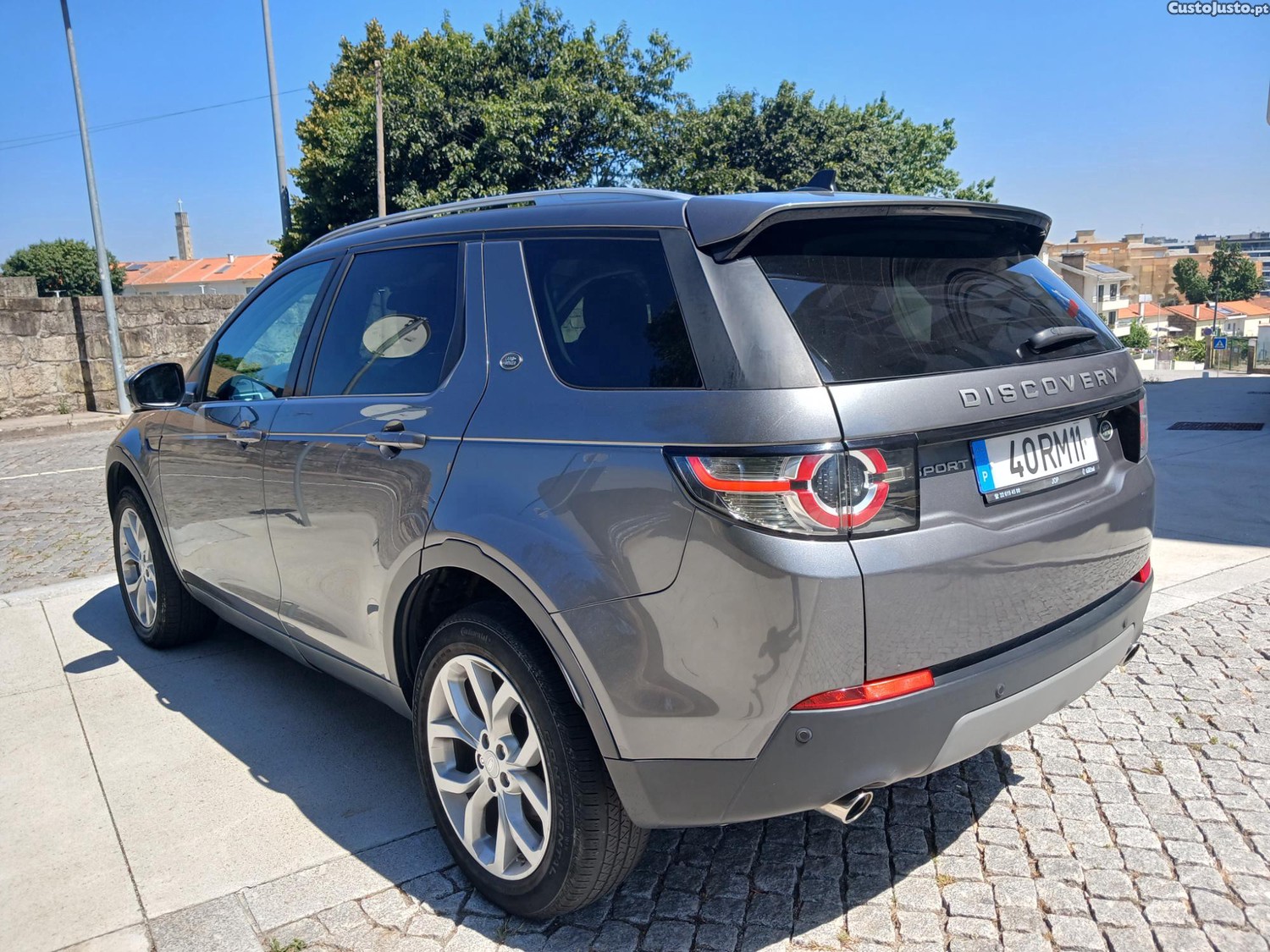 Land Rover Discovery 2.0 td4 sport 7 lug. — fotografia 12