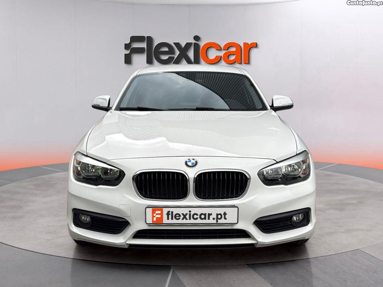BMW 116 d — fotografia 14