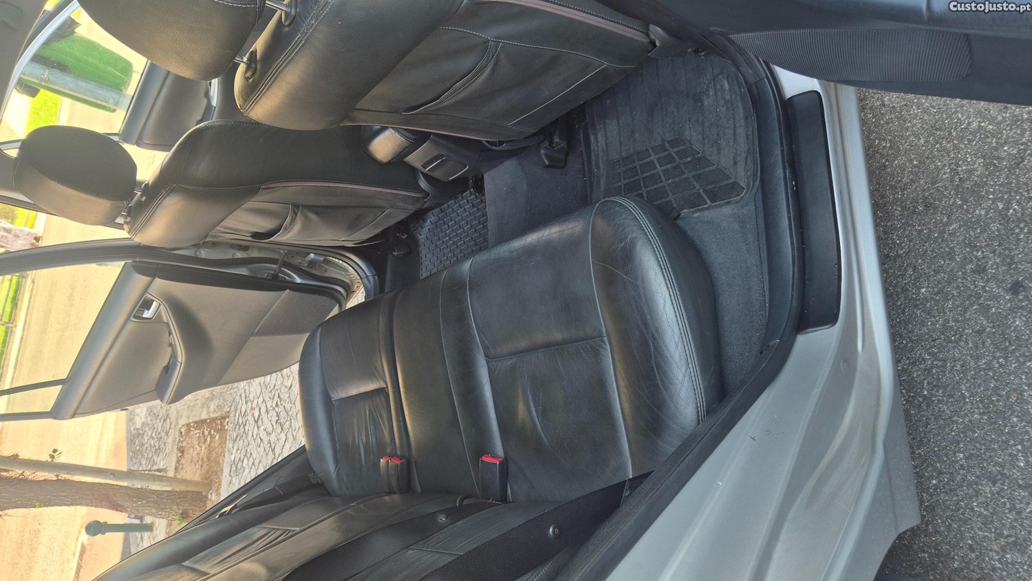 Toyota Corolla () — fotografia 4
