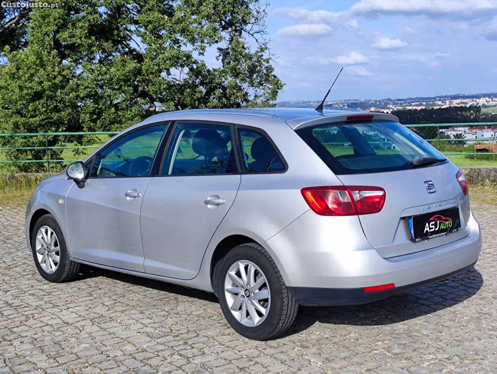 SEAT Ibiza 1.2 tdi reference — fotografia 10