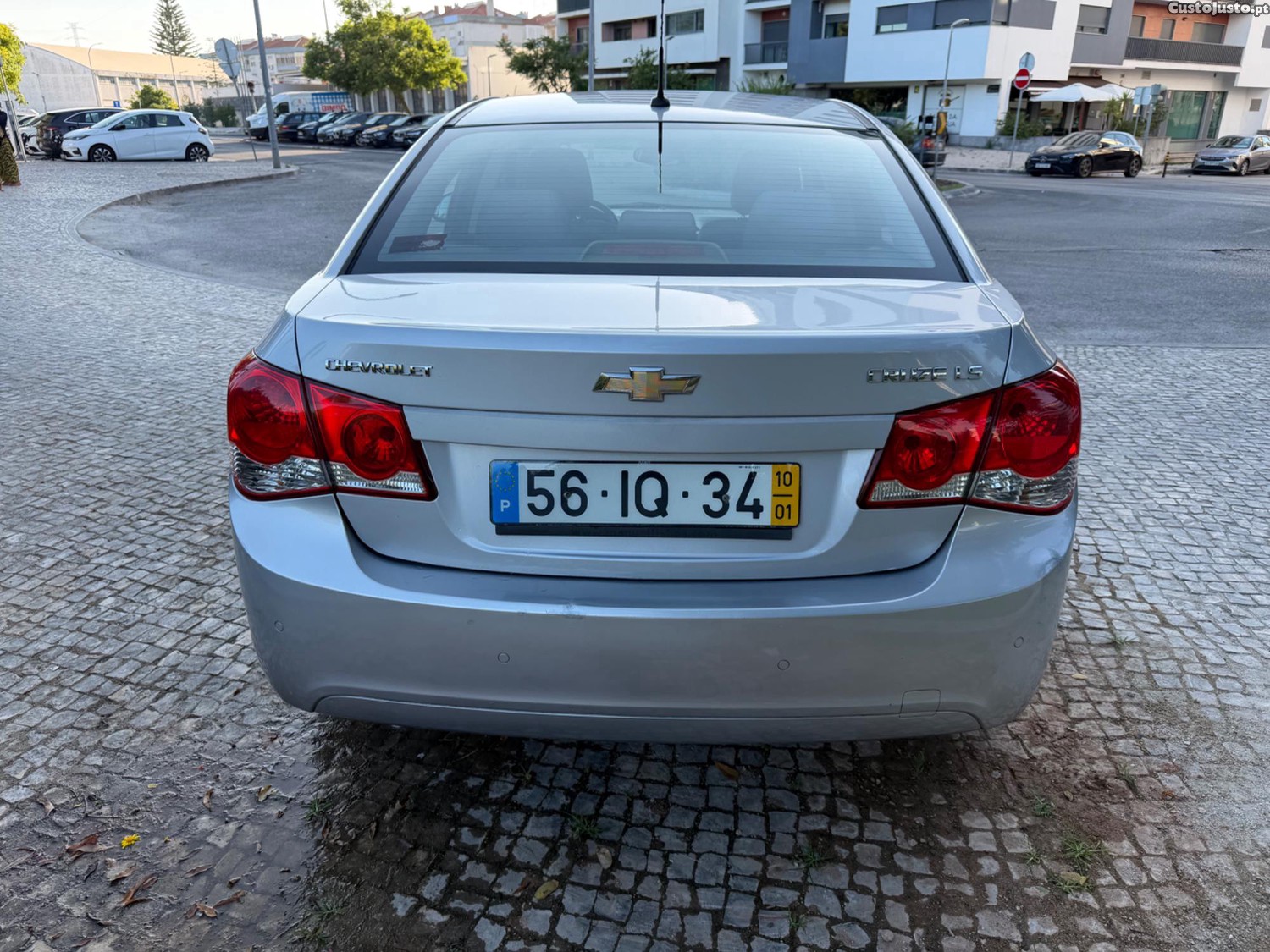 Chevrolet Cruze 1.6 Ls — fotografia 13