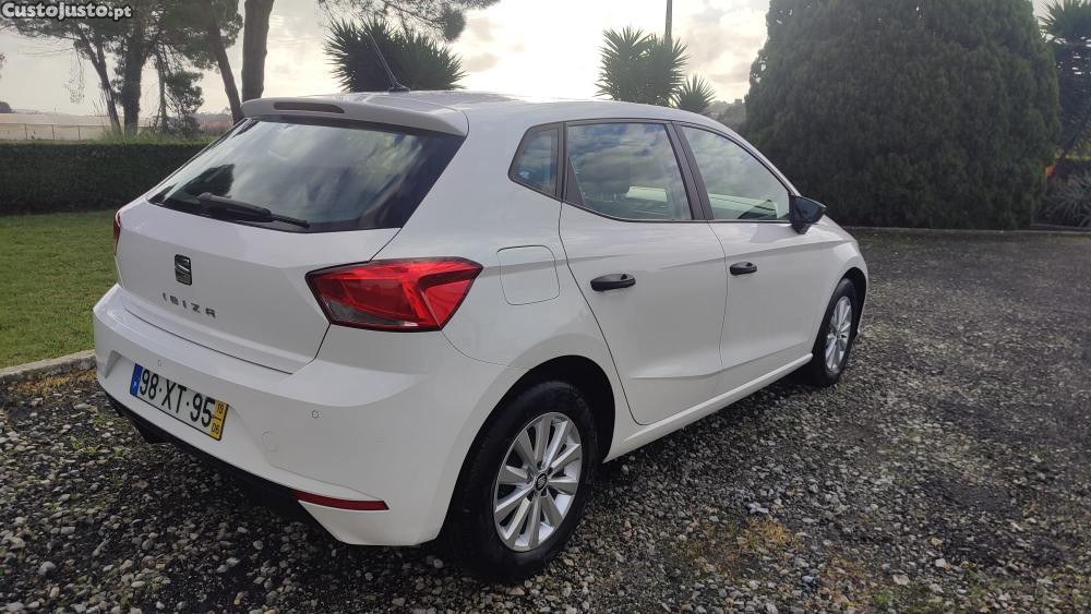 SEAT Ibiza 1.6 TDI — fotografia 8