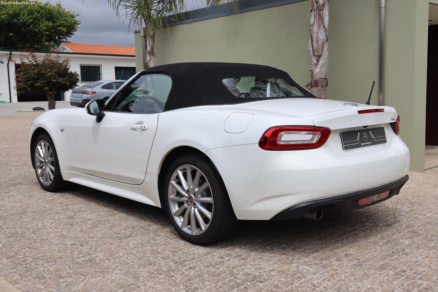 Fiat 124 Spider 1.4 T Multiair Lusso — fotografia 9