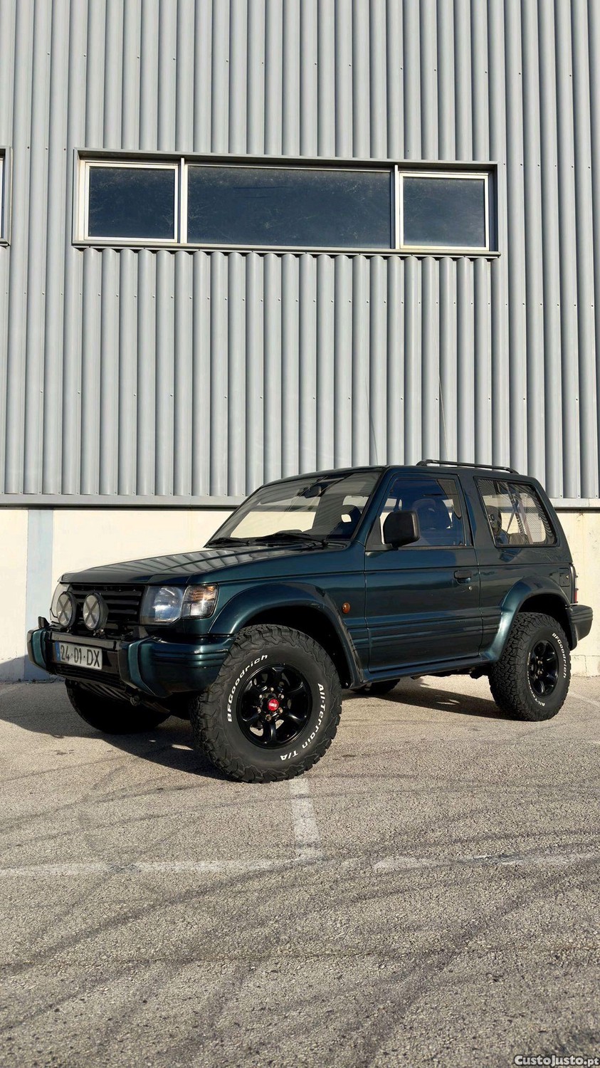 Mitsubishi Pajero gls — fotografia 7