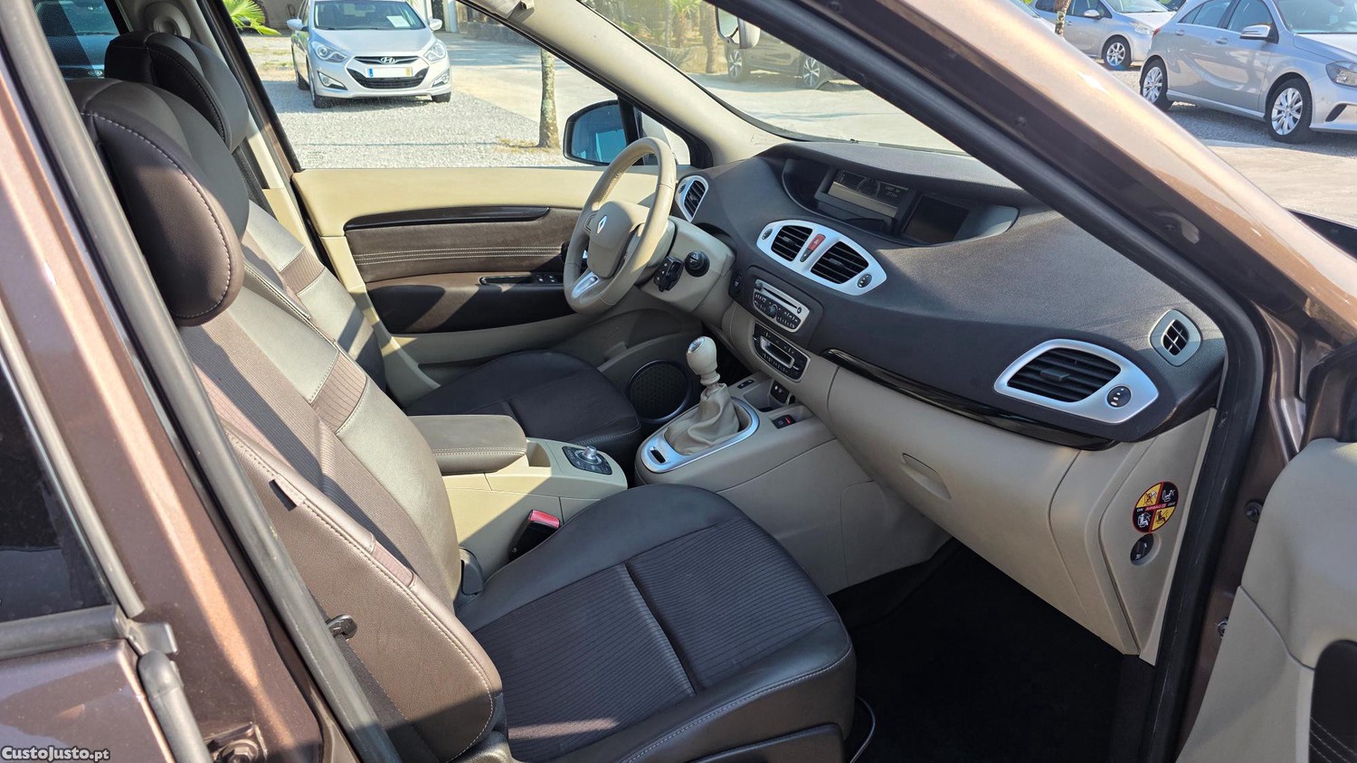 Renault Grand Scénic 7 Lug 1.5 dCi 110cv — fotografia 3