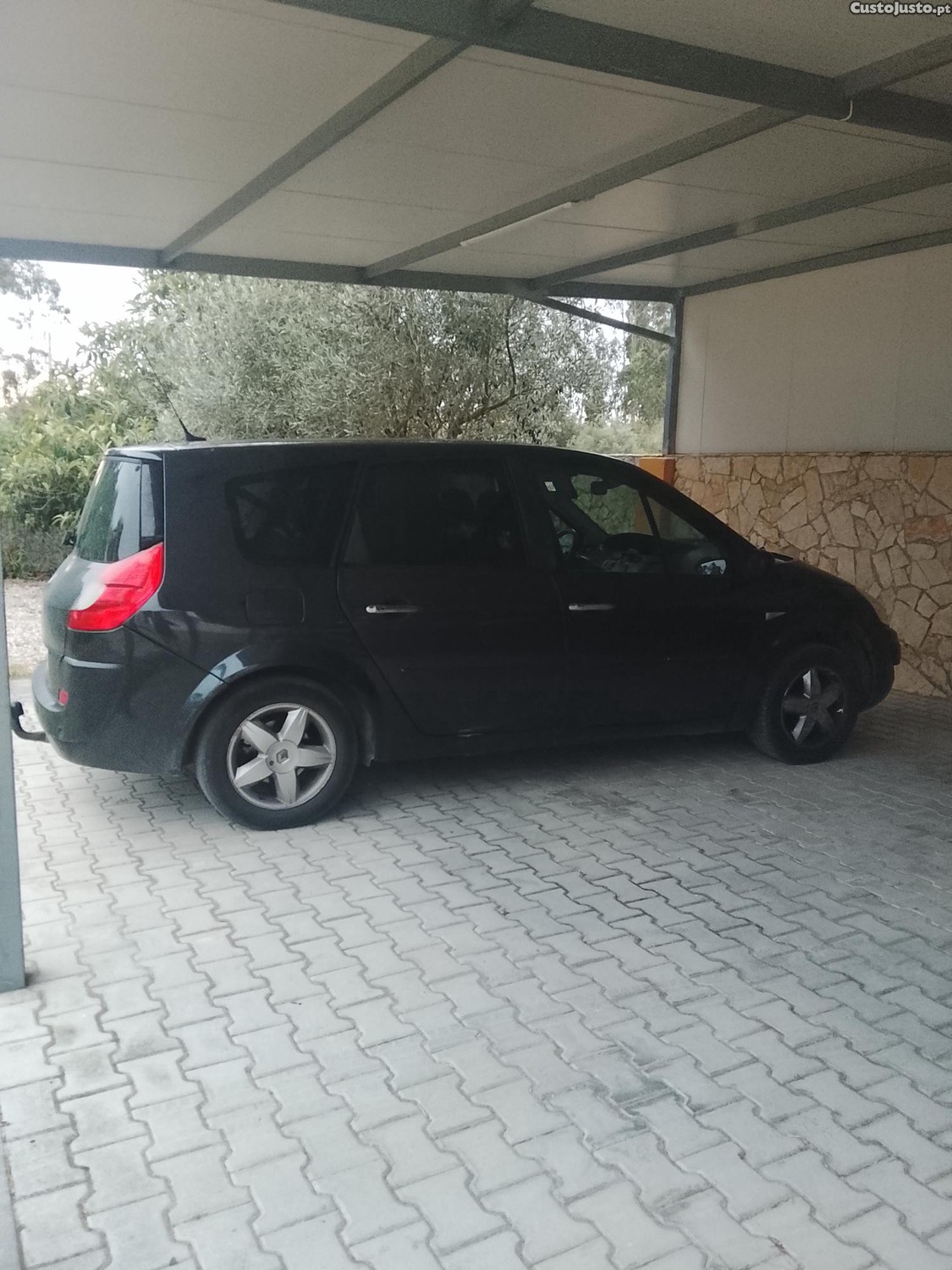 Renault Grand Scénic 1.5 dci 7 lugares — fotografia 6