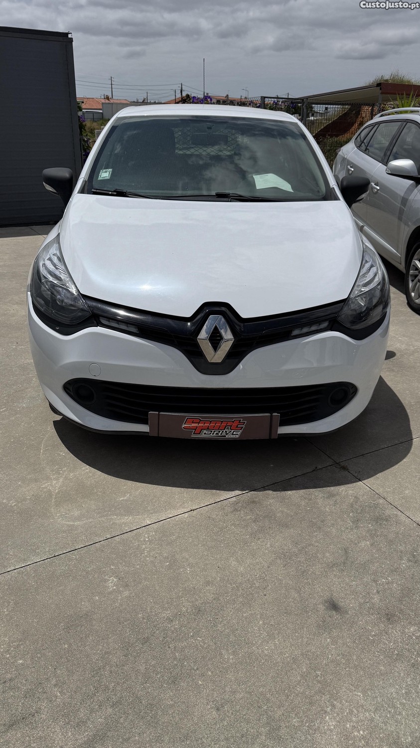 Renault Clio R — fotografia 5