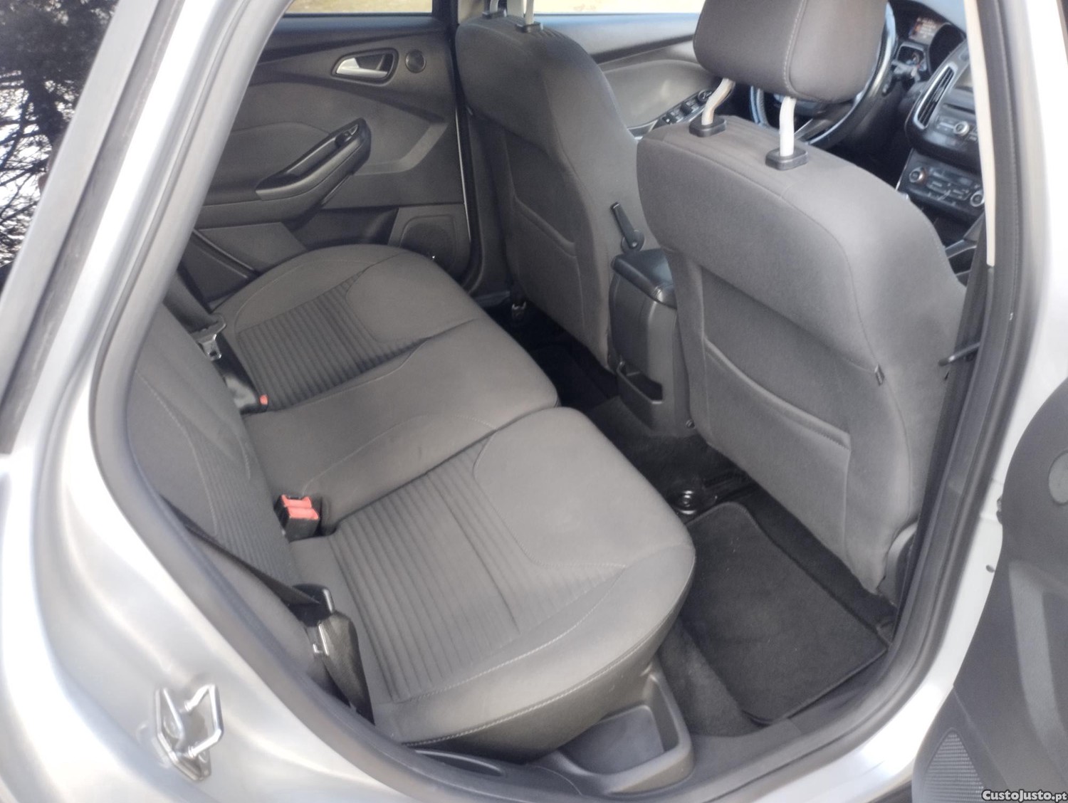 Ford Focus 1.0 SCTI 125cv TITANIUM c/ GPS - Utilitário Nacional c/ Garantia — fotografia 14