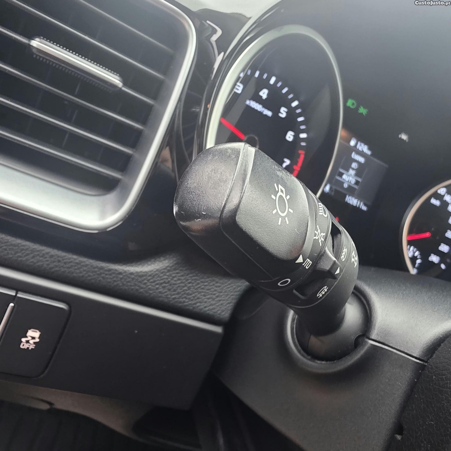 Kia Ceed 1.0 T-GDi GT Line — fotografia 5
