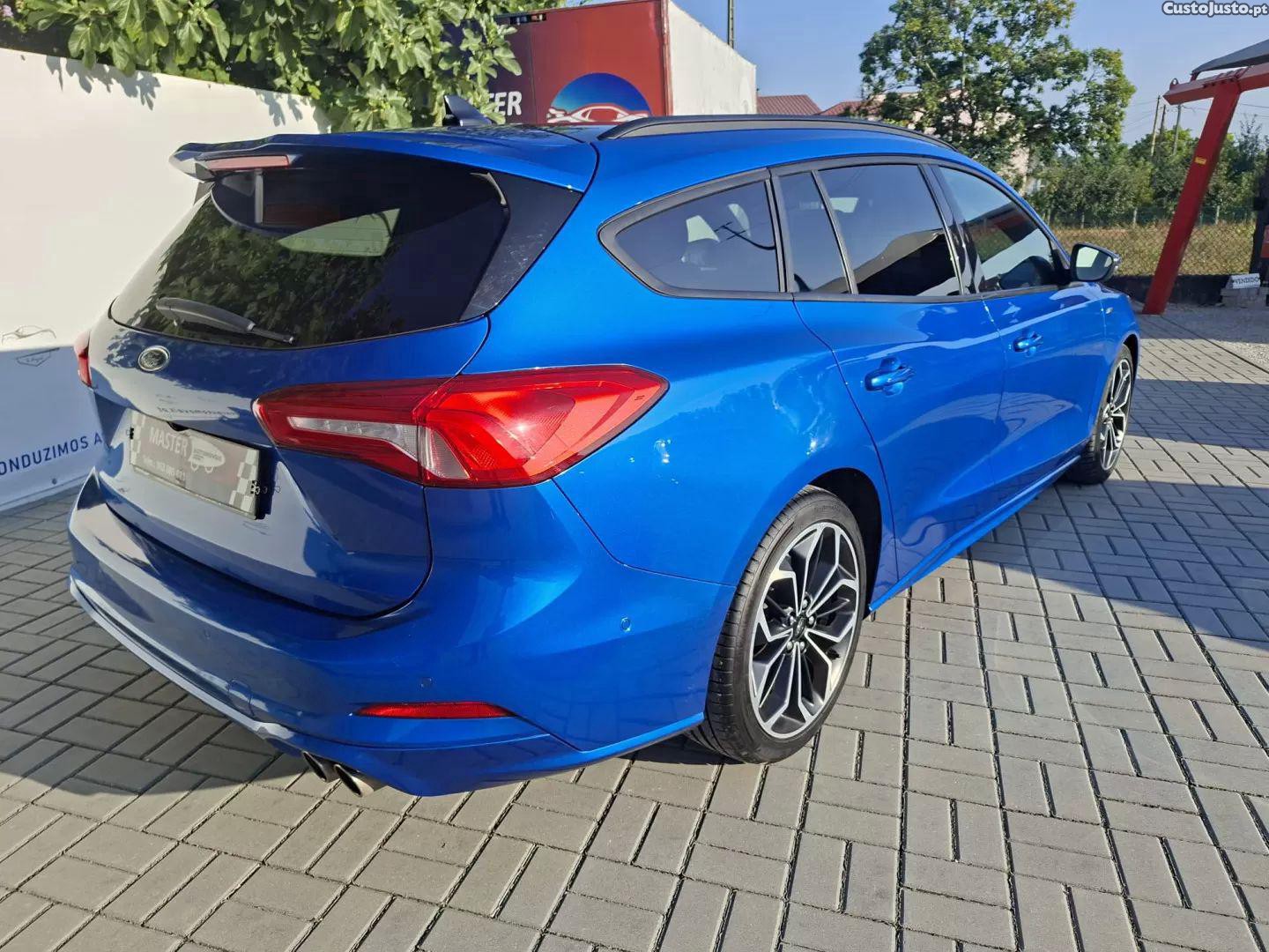 Ford Focus 1.0 ecoboost st-line aut. — fotografia 10