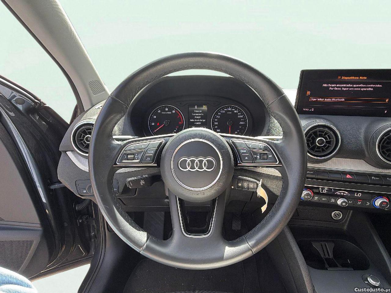 Audi Q2 30 TFSI Advanced — fotografia 11