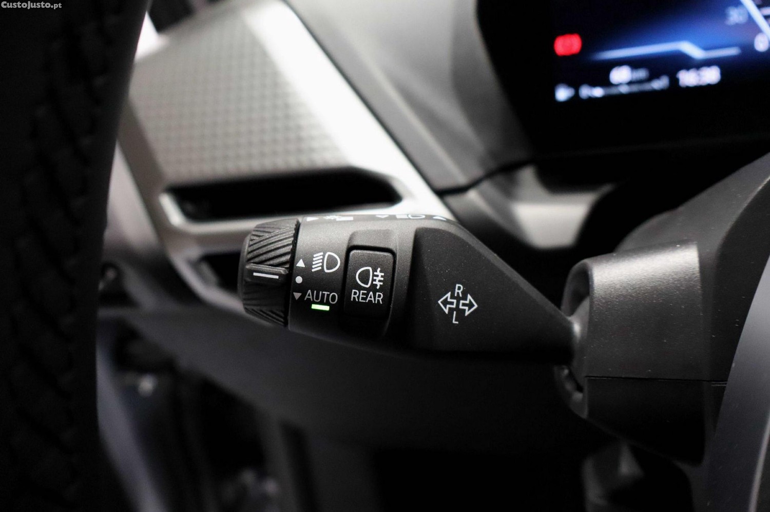 BMW 116 Pack Desportivo M — fotografia 15