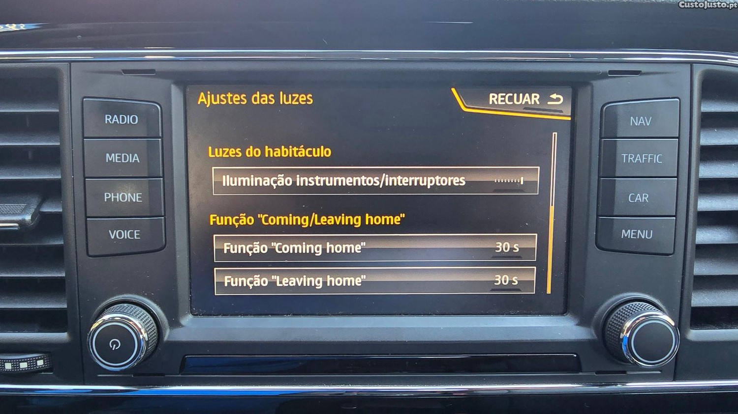 SEAT Leon 1.6 TDI Style — fotografia 3
