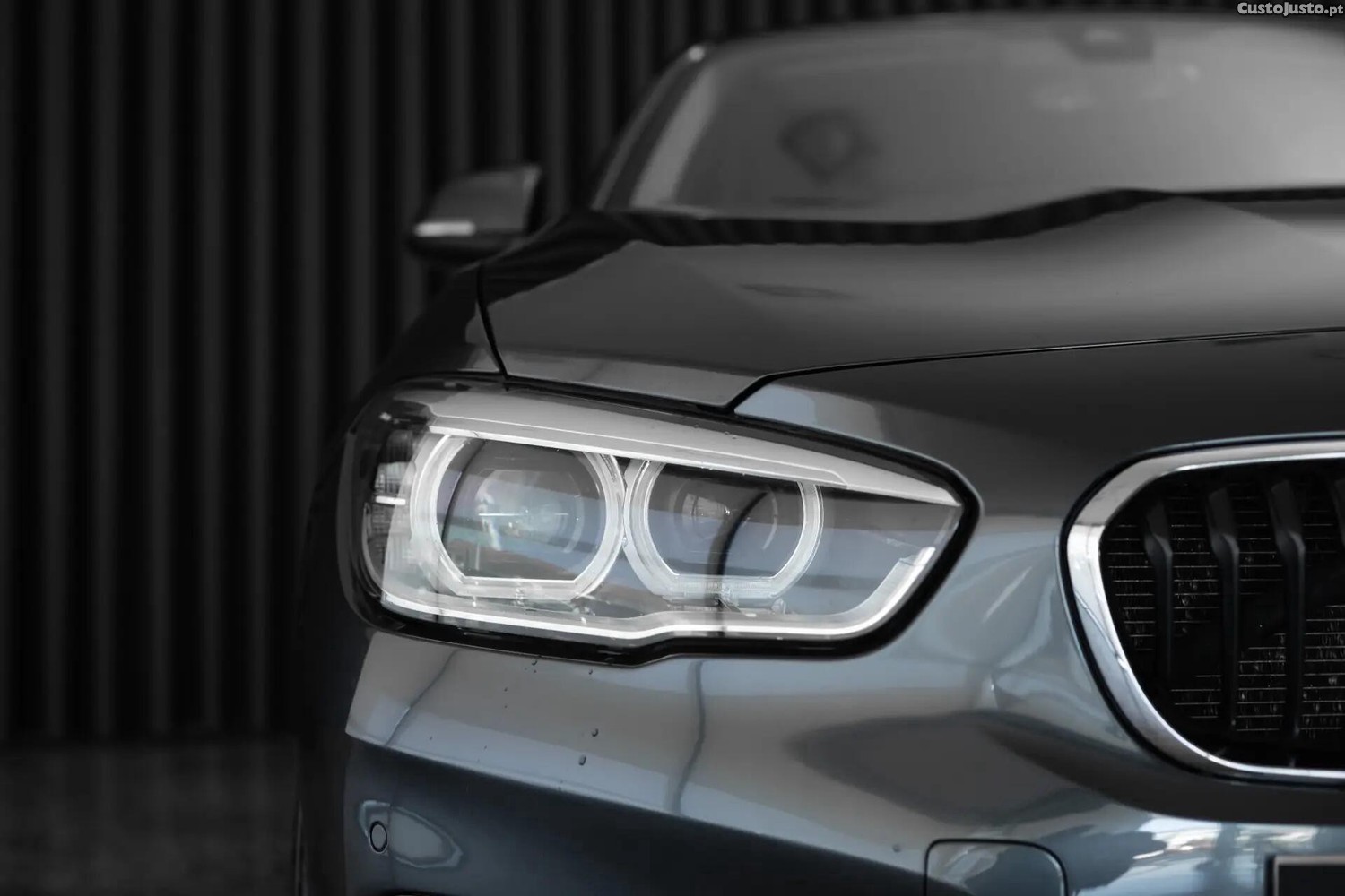 BMW 116 d Line Sport Auto — fotografia 17