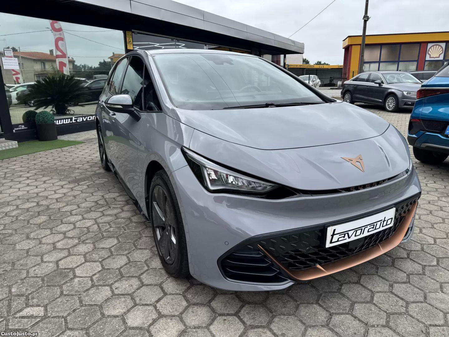 CUPRA Born 58 kwh — fotografia 30