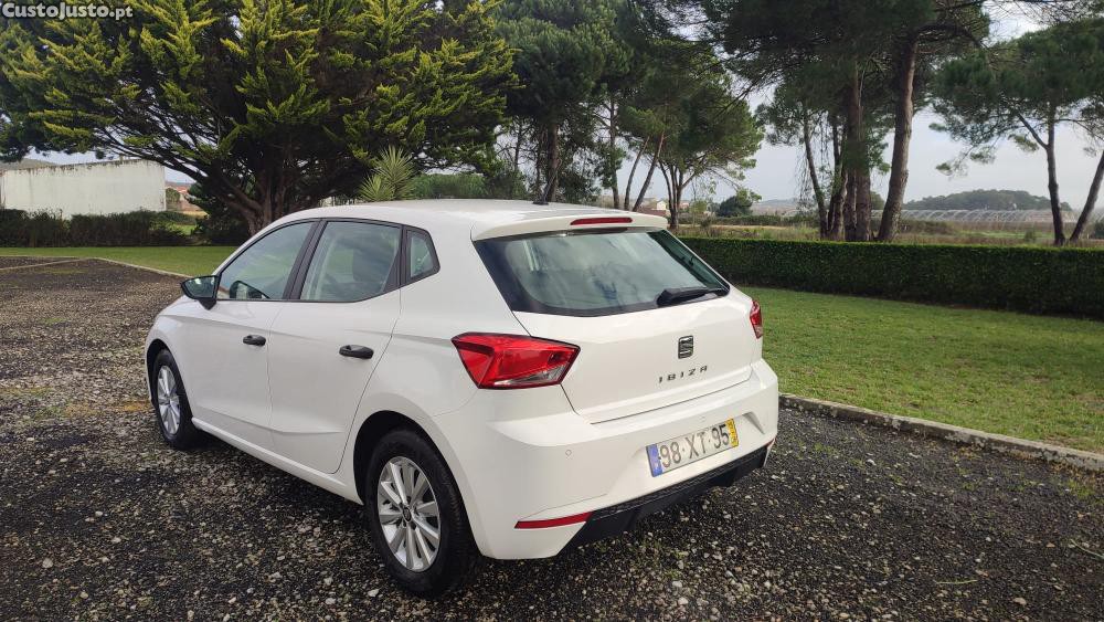 SEAT Ibiza 1.6 TDI — fotografia 9