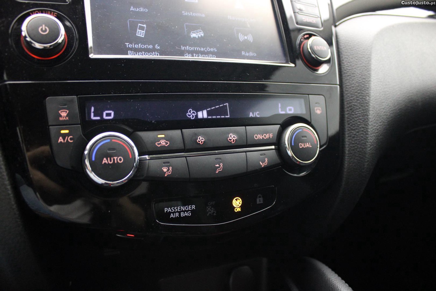 Nissan Qashqai 1.5 DCI TEKNA — fotografia 15