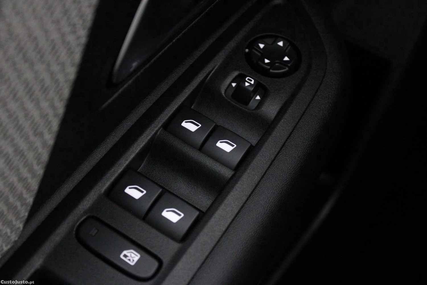 Citroën C4 X 1.2 PURETECH MAX (AUTO) — fotografia 11