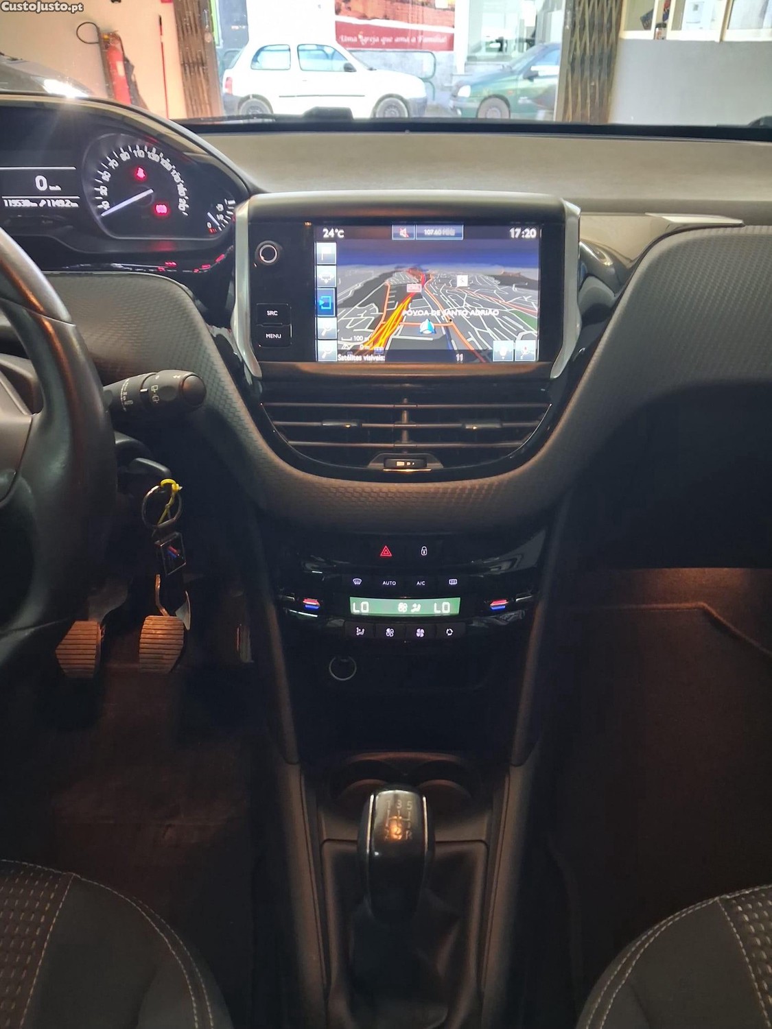 Peugeot 208 1.2 PureTech Style — fotografia 5