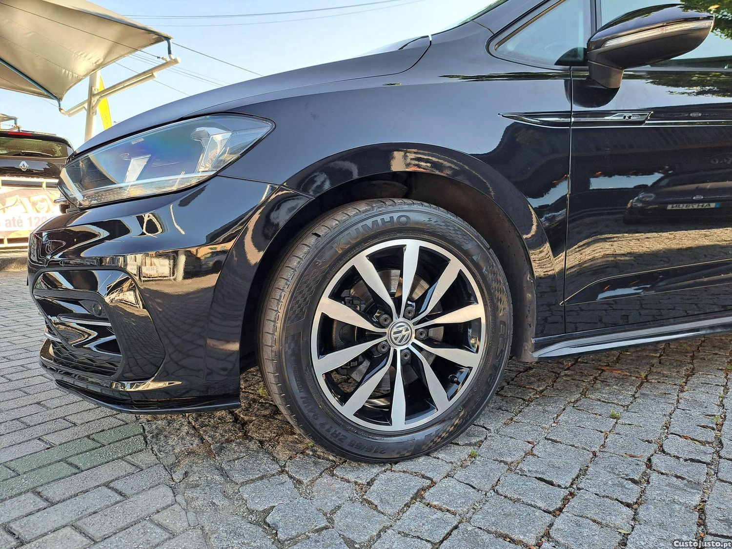 Volkswagen Touran 1.6 TDI R-Line DSG 7Lug — fotografia 4