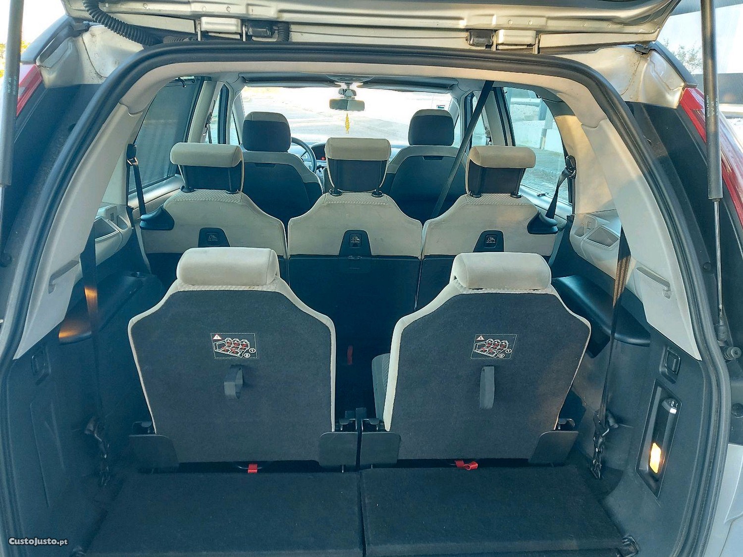 Citroën C4 Picasso 7 Lugares - 07 foto 5