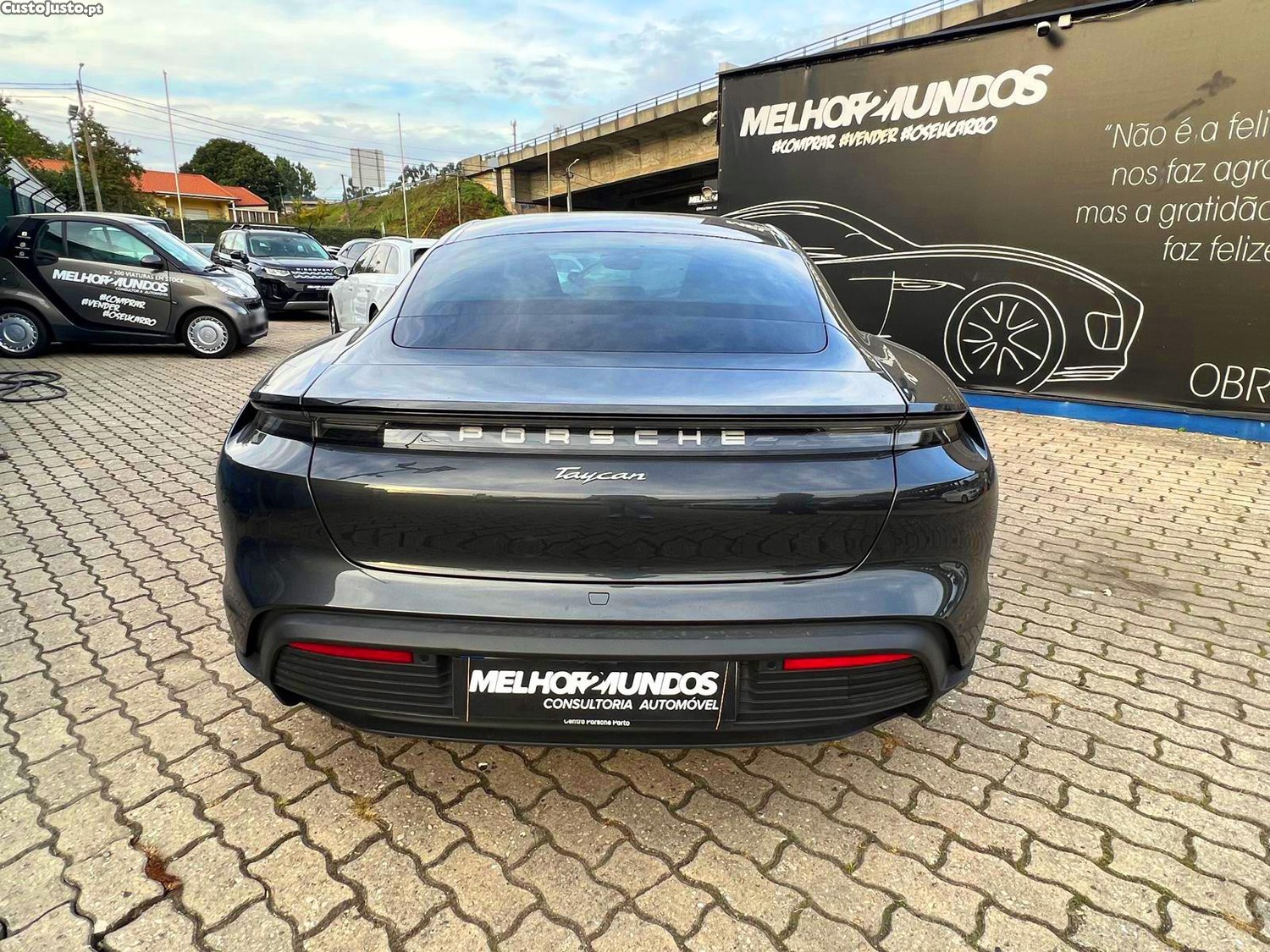 Porsche Taycan Bateria Performance Plus — fotografia 15