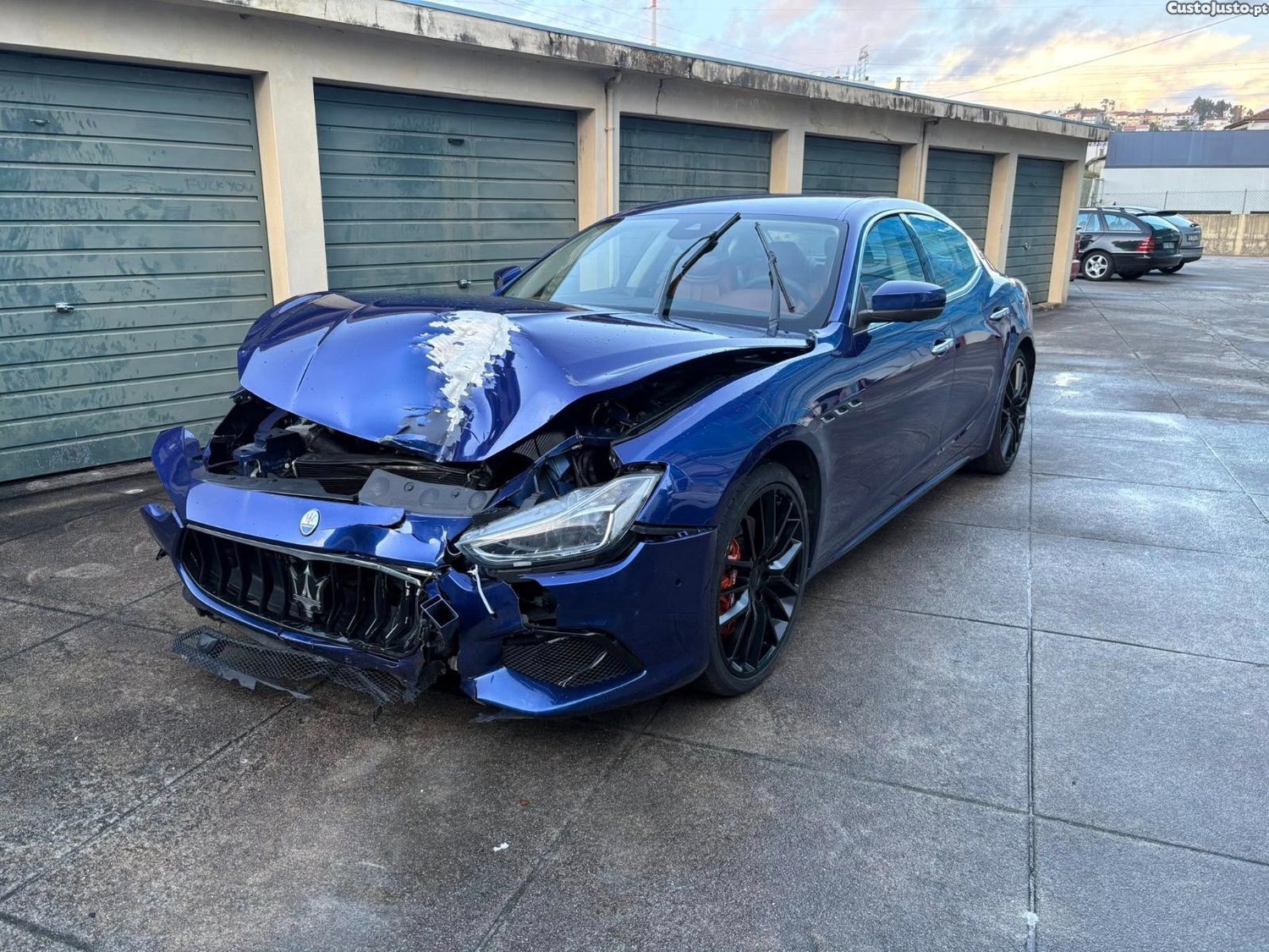 Maserati Ghibli Maserati 3.0d GHIBLI Diesel Nacional - 19 foto 4