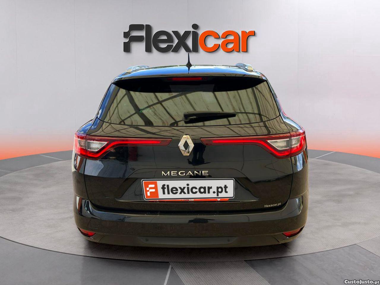 Renault Mégane Sport Tourer 1.3 TCe Limited — fotografia 12