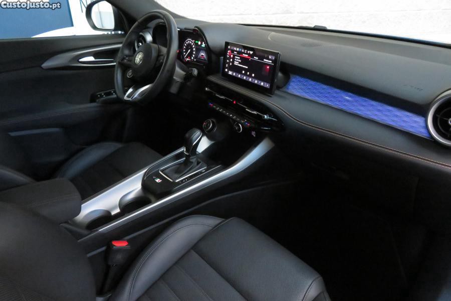 Alfa Romeo Tonale 1.5 Hybrid Sprint — fotografia 24