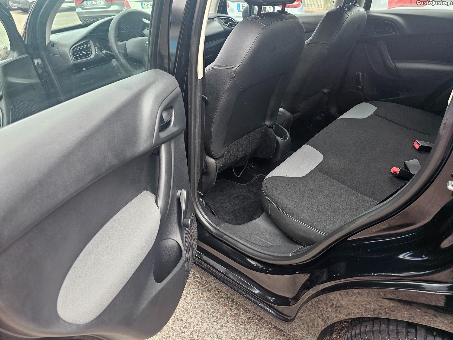 Citroën C3 1.2 — fotografia 6