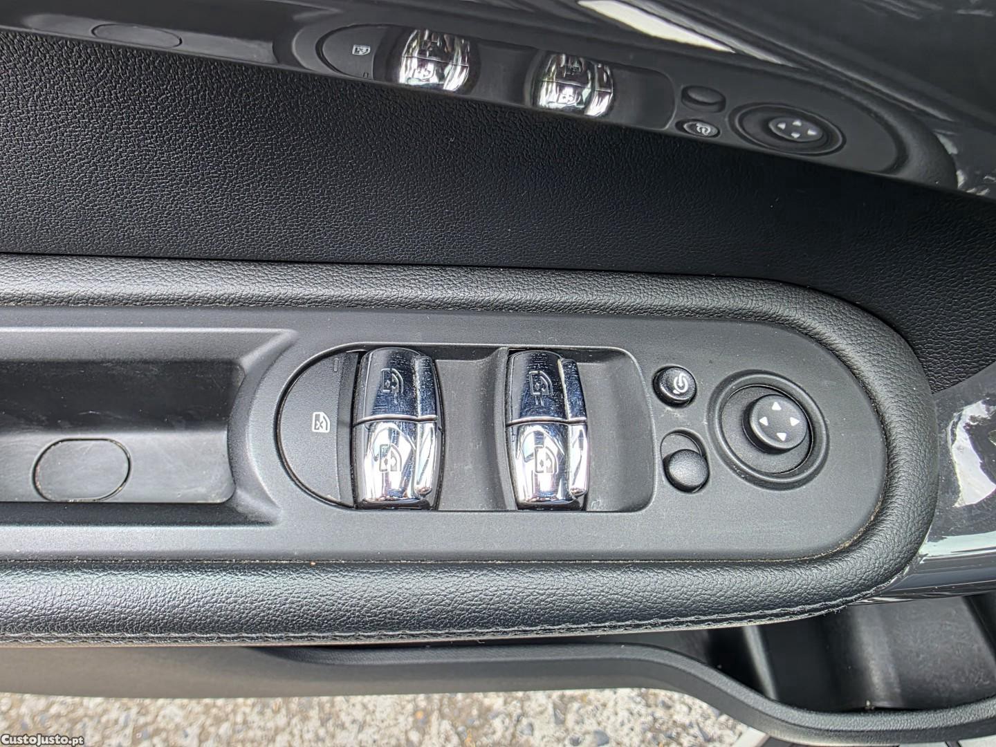 MINI Countryman Cooper SE ALL4 Auto — fotografia 8