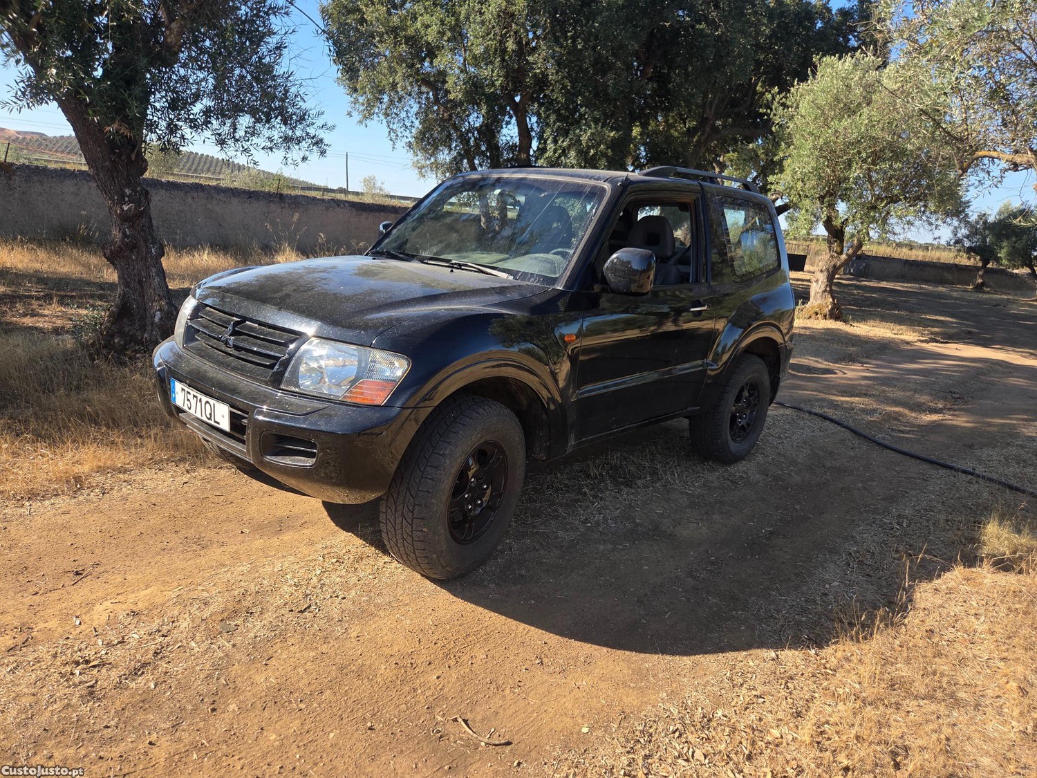 Mitsubishi Pajero GLS — fotografia 4