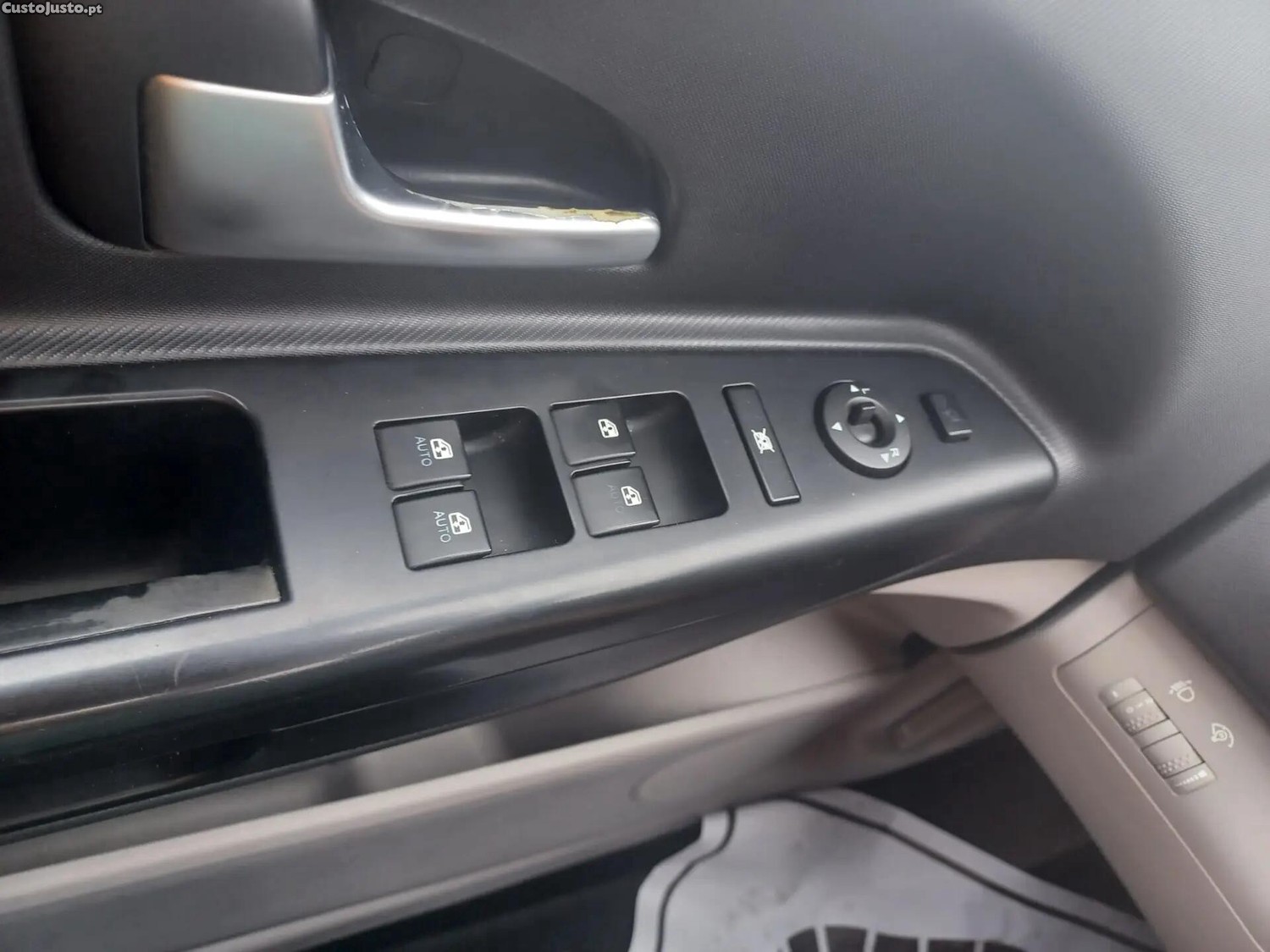 Kia Ceed 1.4 CVVT EX ISG — fotografia 11