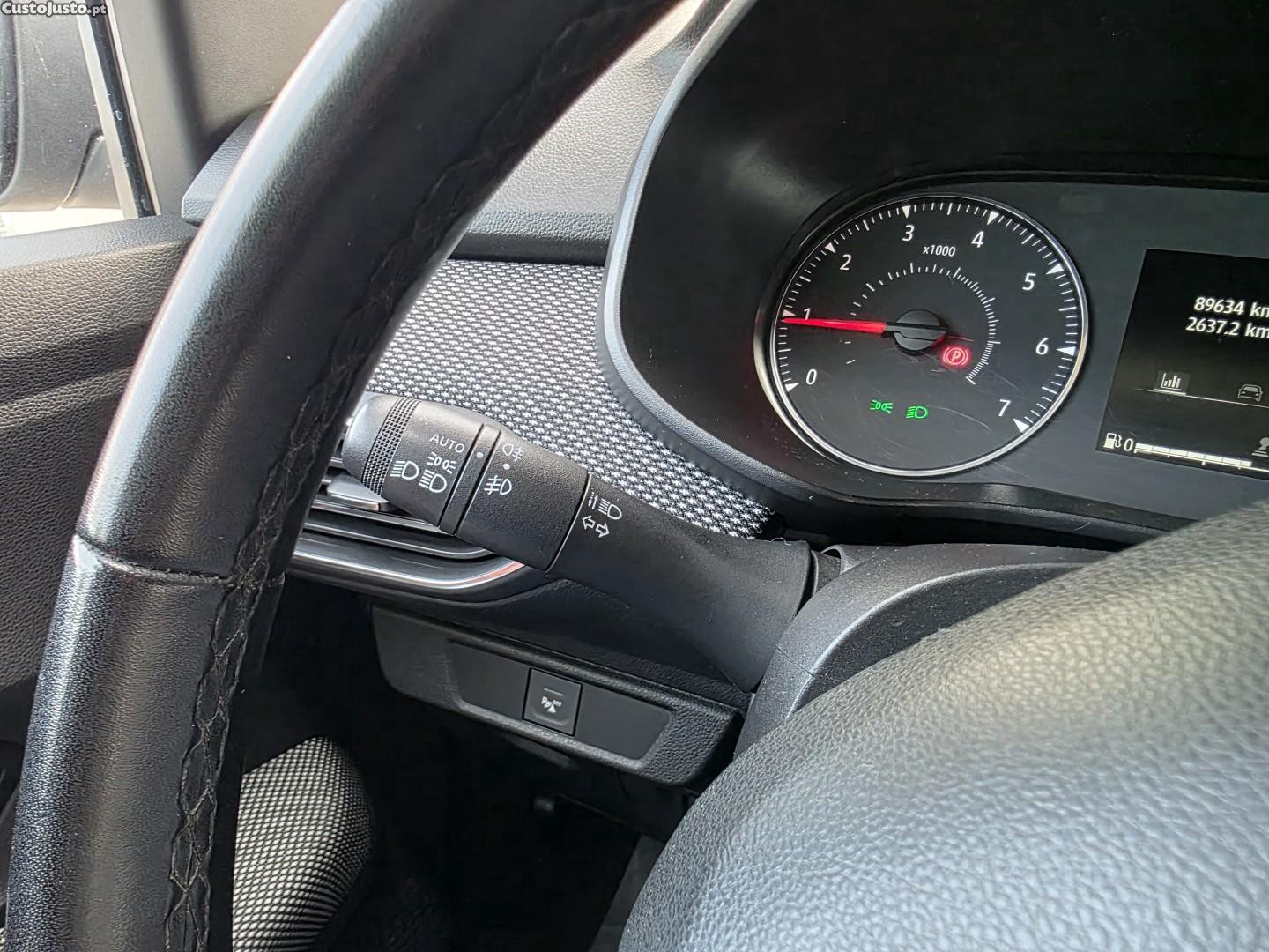 Dacia Sandero 1.0 TCe Comfort — fotografia 5
