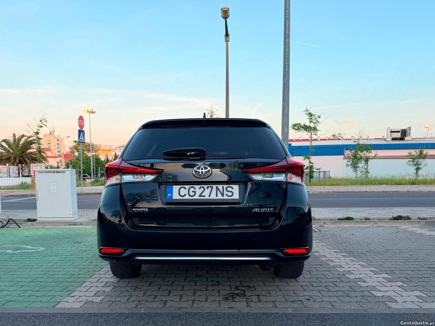 Toyota Auris Touring Sports 1.2 Turbo Aspiration — fotografia 10
