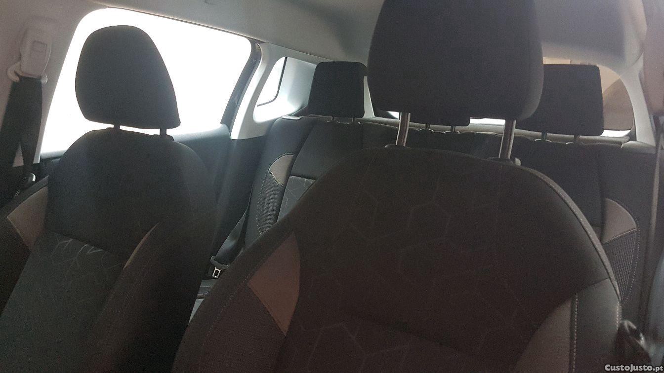 Peugeot 2008 GPL — photo 5
