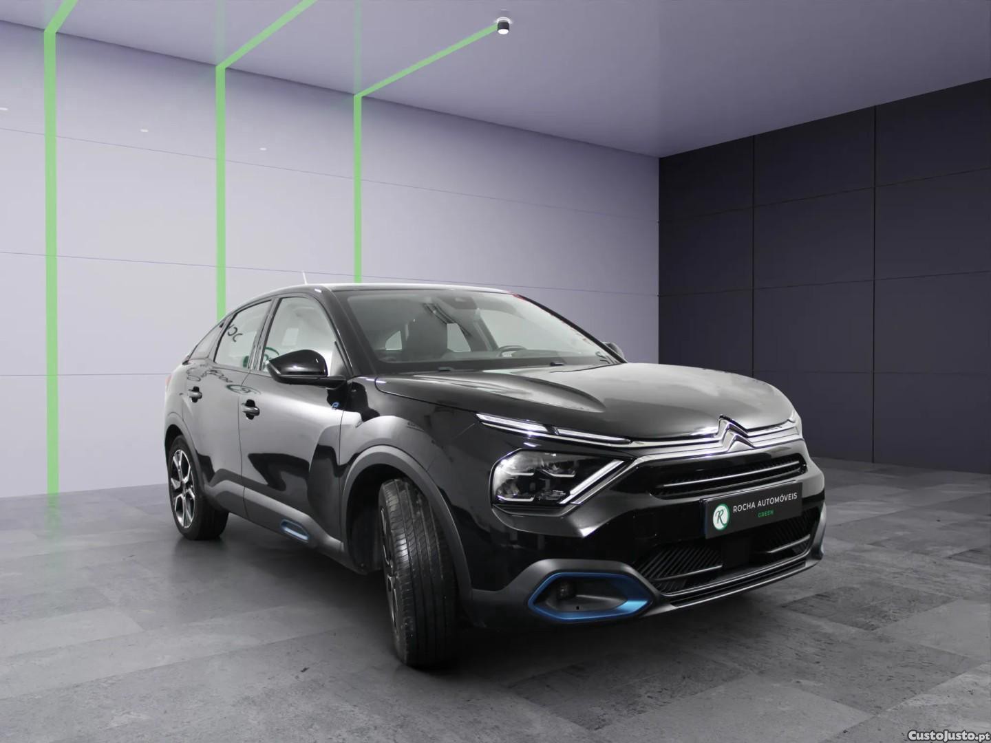 Citroën e-C4 50 kWh Shine Pack — fotografia 11