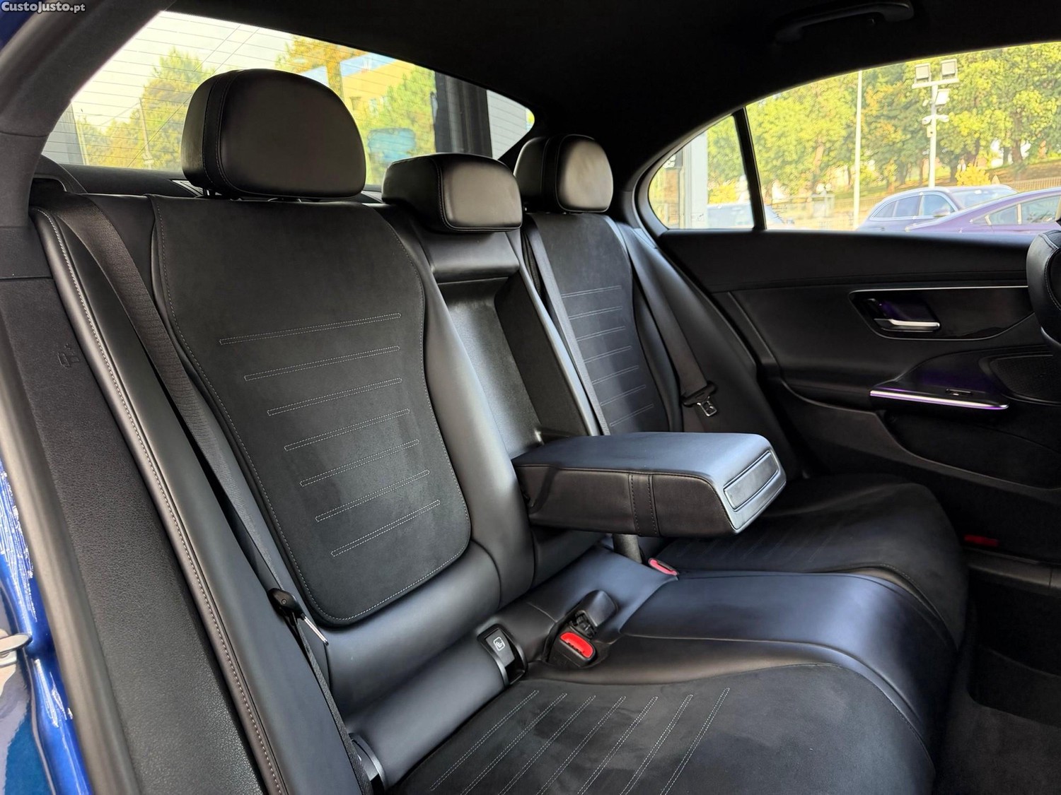 Mercedes-Benz C 300 e AMG Line — fotografia 7