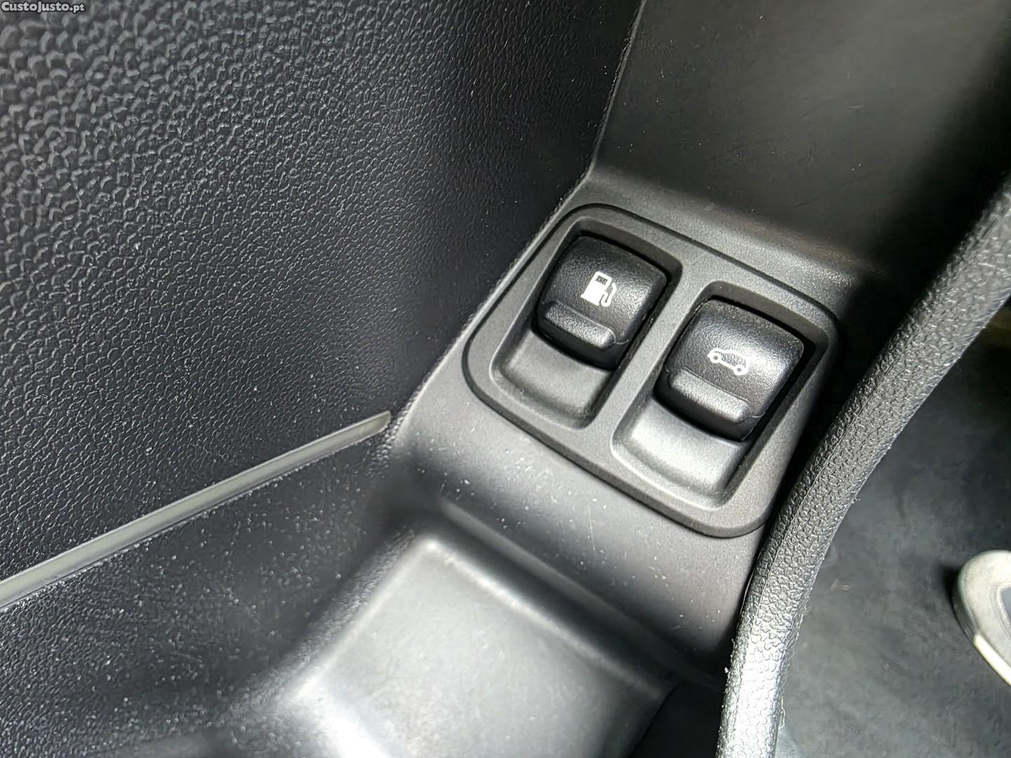 MINI Countryman Cooper SE ALL4 Auto — fotografia 7